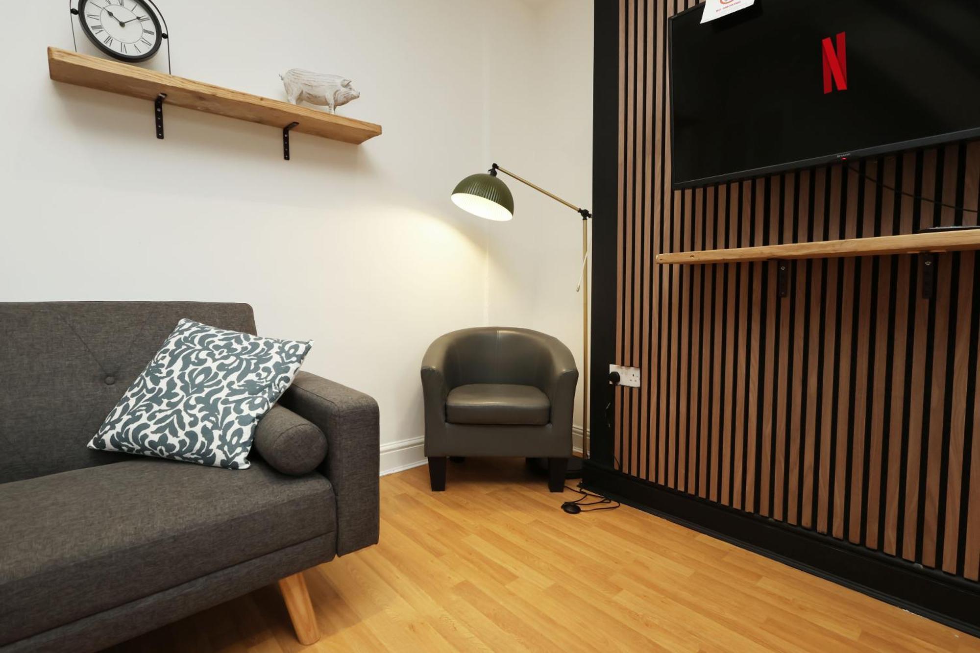 Viewing Deck, On-Street Parking, Tv In Every Room Swansea Bagian luar foto