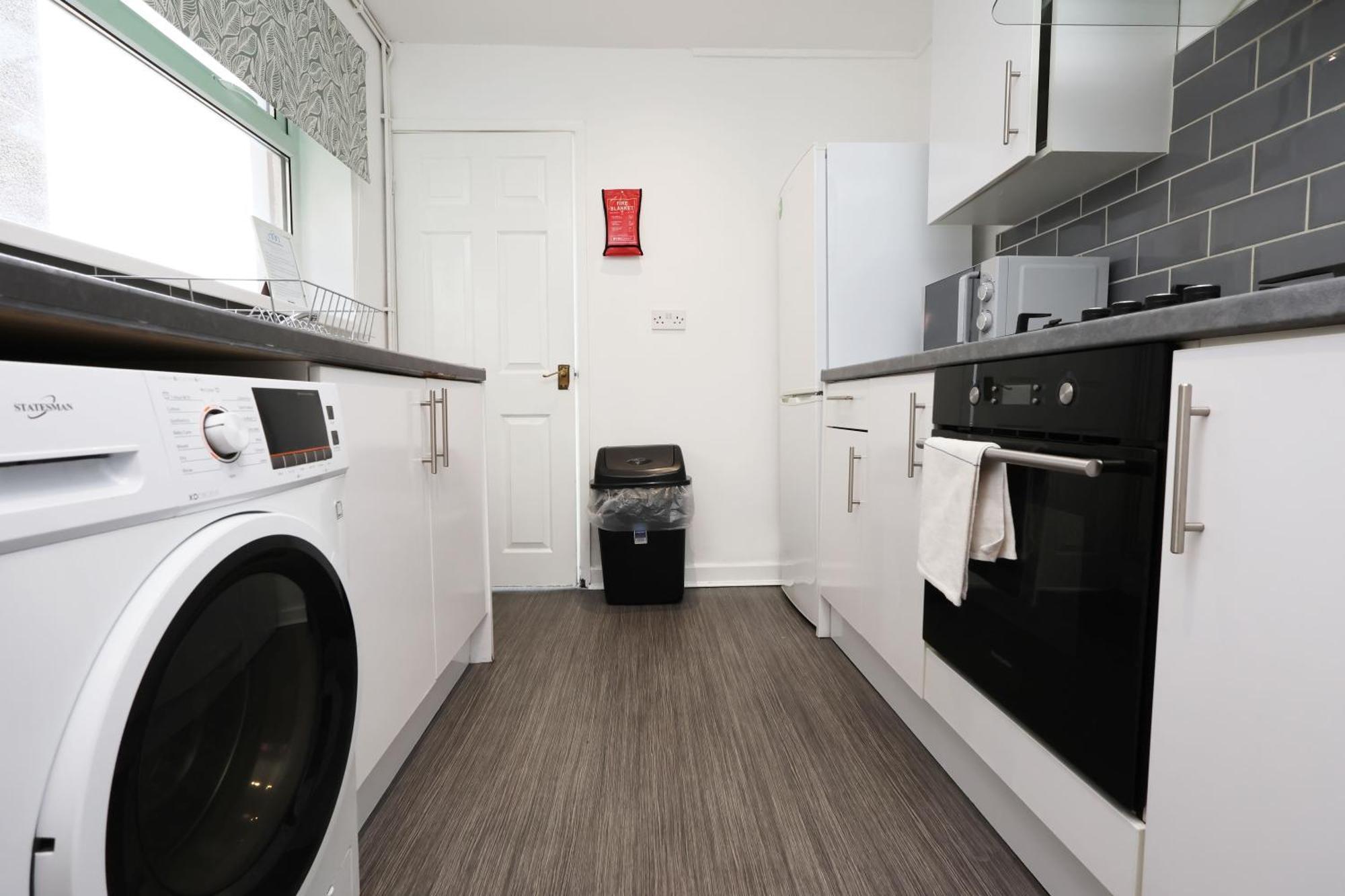 Viewing Deck, On-Street Parking, Tv In Every Room Swansea Bagian luar foto